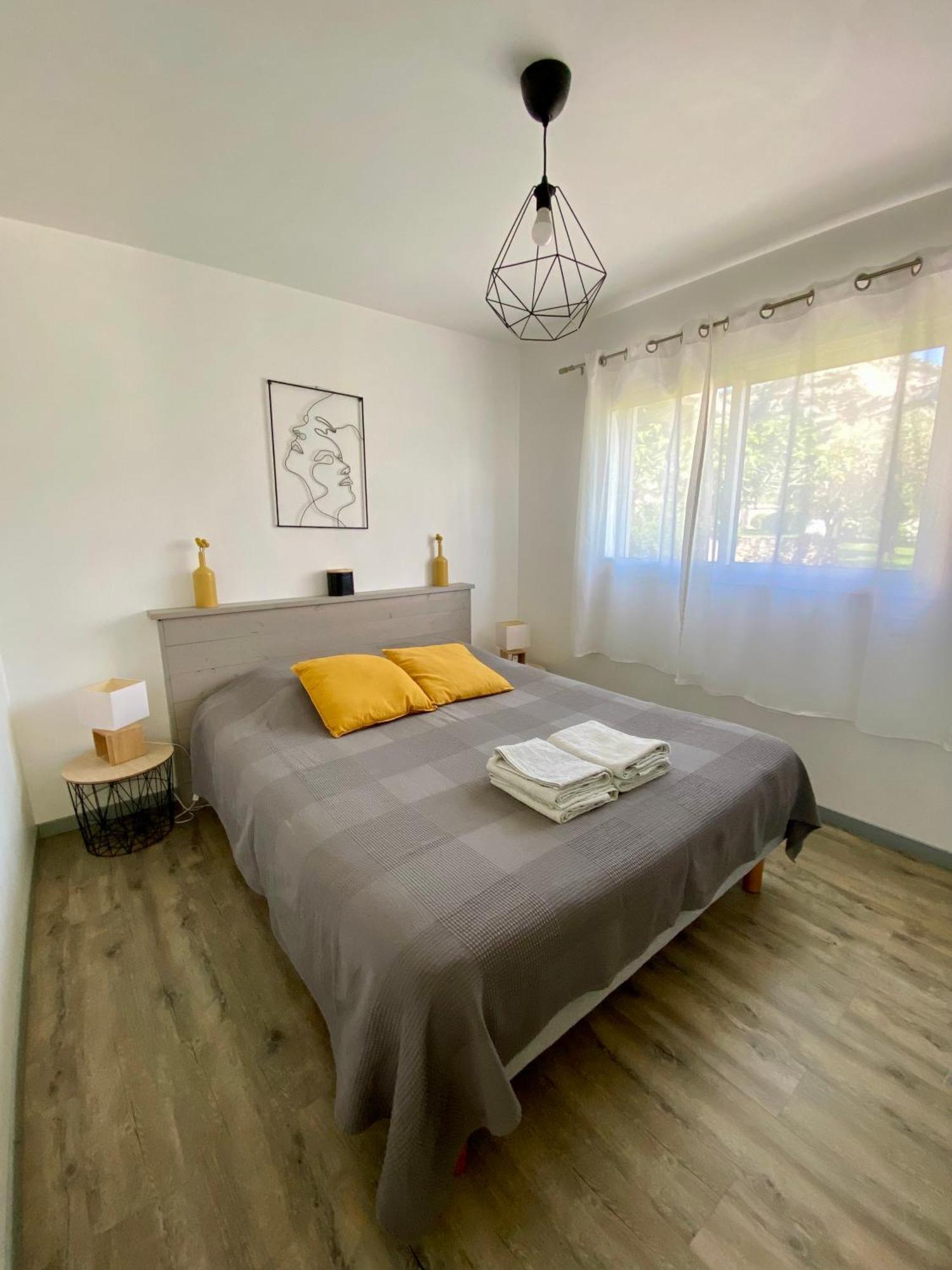 La Petite Maison Robion en Luberon Pokój zdjęcie